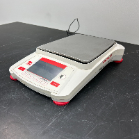 OHAUS Adventurer Precision Balance image 1